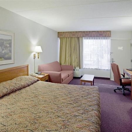 Americas Best Value Inn-Saginaw South Szoba fotó